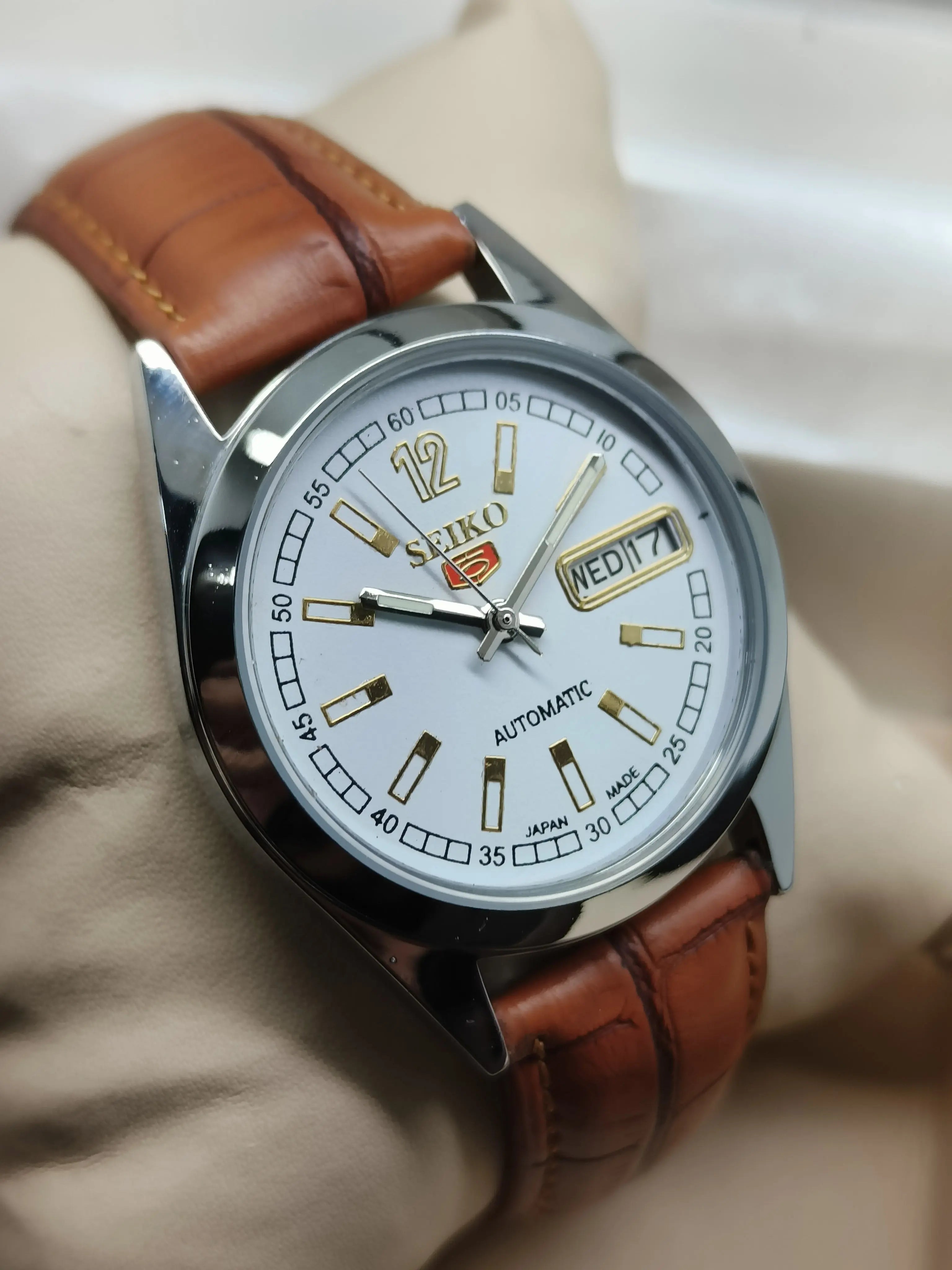 Seiko 5 Vintage Automatic NOS Style – Refurbished Watch National Watches