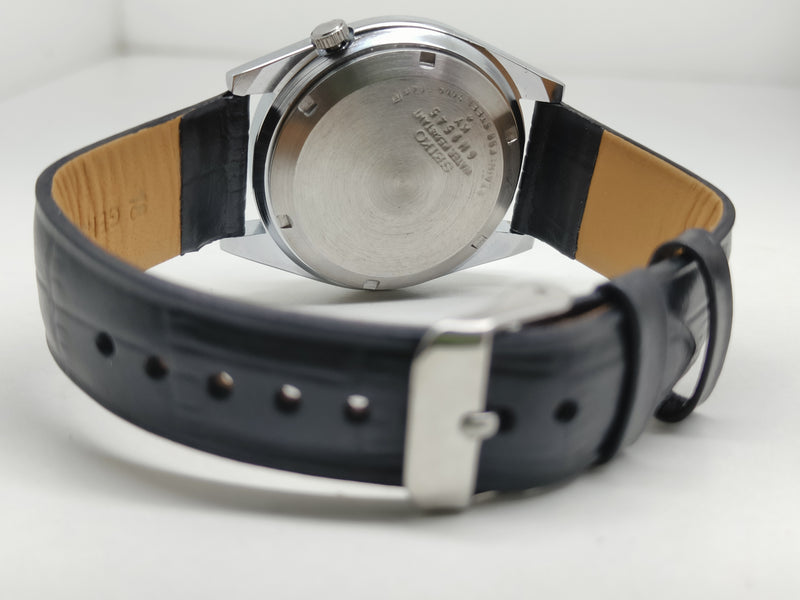 Seiko 5 Vintage Lime Green Dial – Refurbished Bold Style