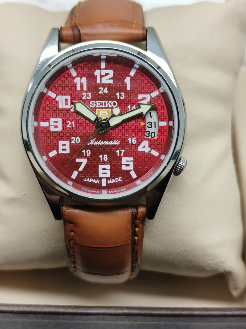 Seiko 5 Vintage Orange Dial – Restored Statement Watch