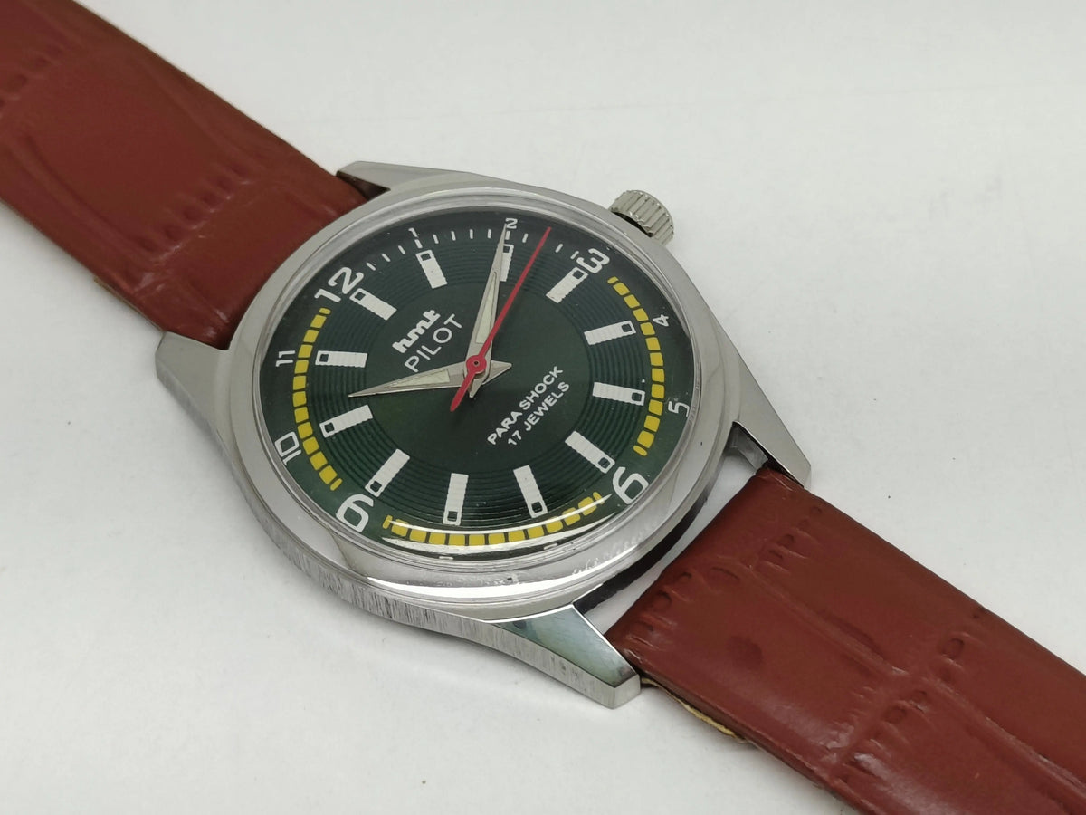 HMT Mechanical Vintage Watch – Refurbished Classic | Original Hand-Winding Timepiece National Watches