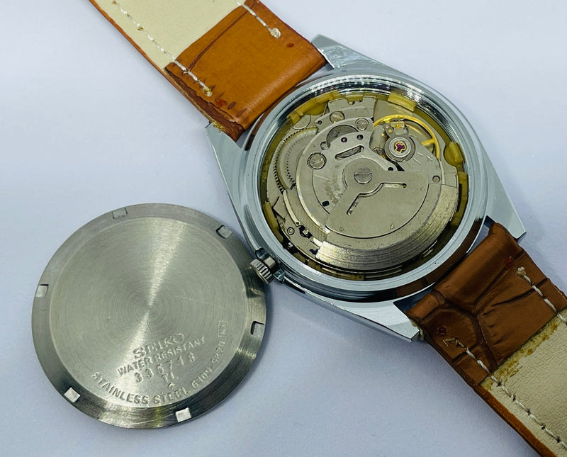 VINTAGE REFURBISHED SEIKO 5 AUTOMATIC JAPAN MENS DAY DATE WATCH