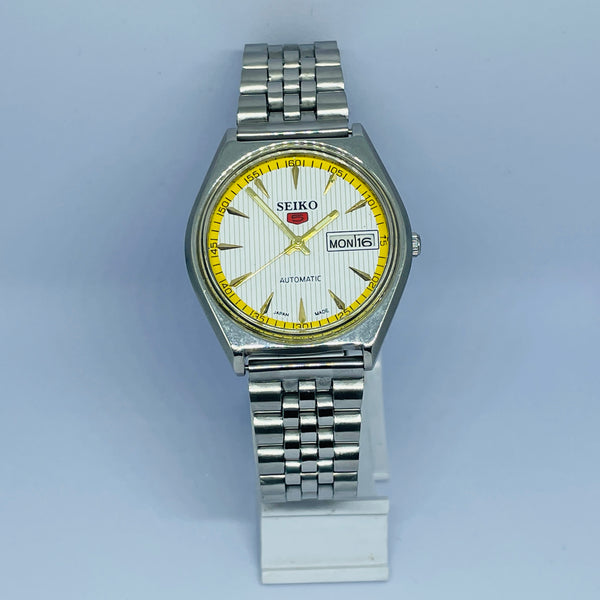 Seiko 5 Automatic Vintage Watch – Refurbished | Japan Made | Timeless Men’s Classic