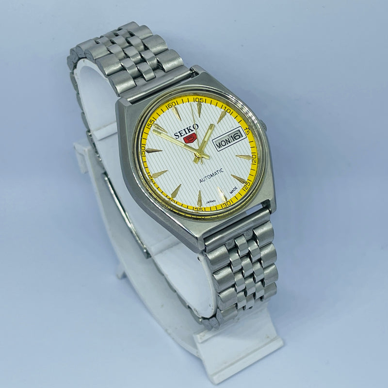 Seiko 5 Automatic Vintage Watch – Refurbished | Japan Made | Timeless Men’s Classic