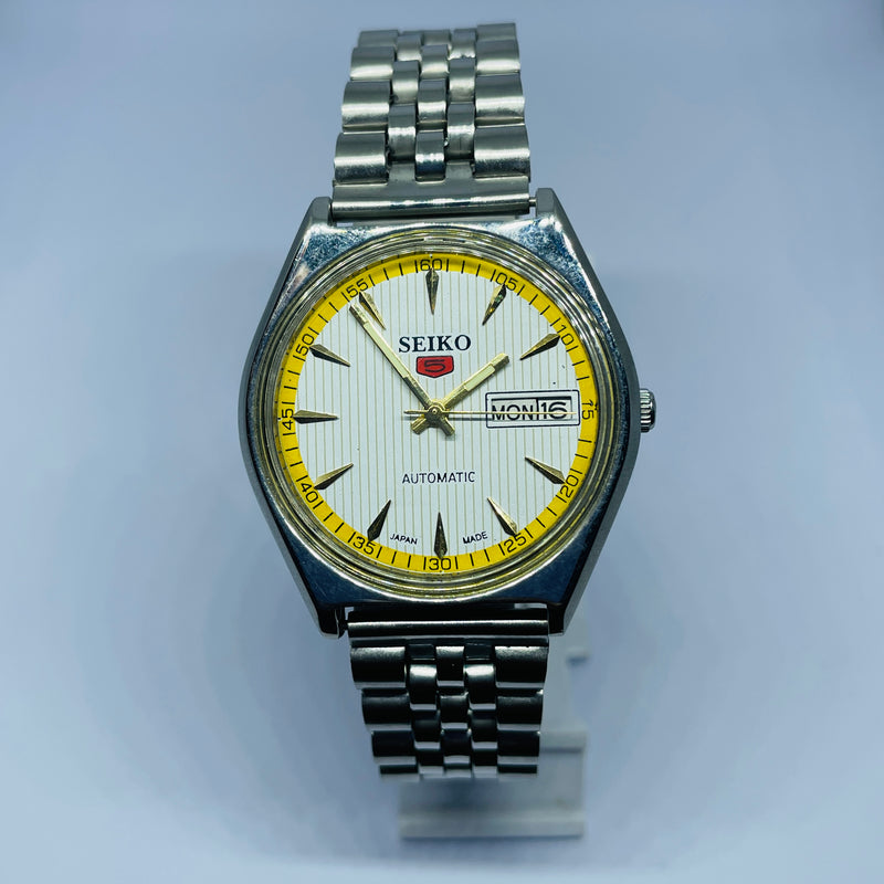 Seiko 5 Automatic Vintage Watch – Refurbished | Japan Made | Timeless Men’s Classic