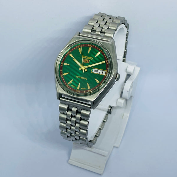 Seiko 5 Automatic Vintage Watch – Refurbished | Japan Made | Timeless Men’s Classic