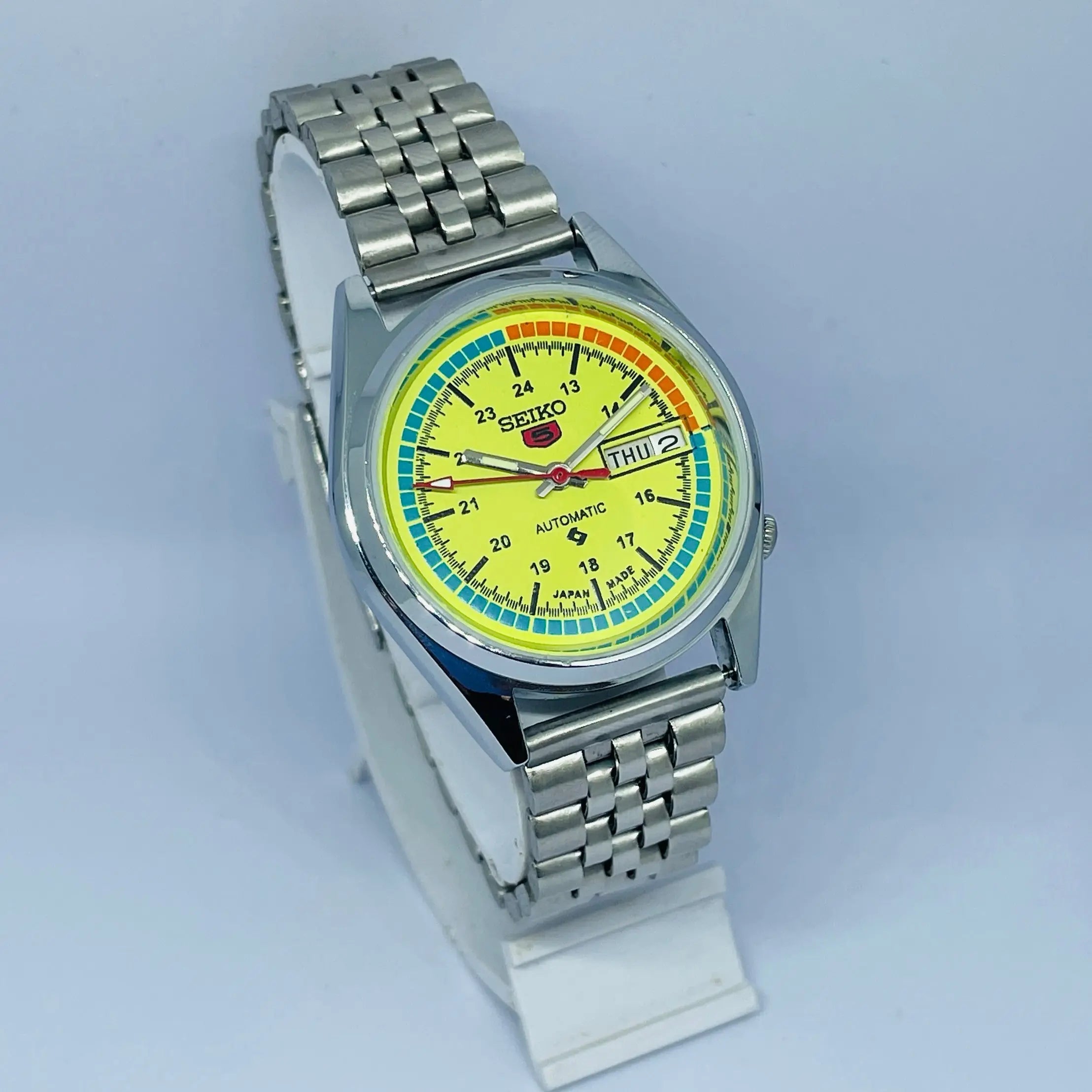 Seiko 5 Automatic Vintage Watch – Refurbished | Japan Made | Timeless Men’s Classic National Watches