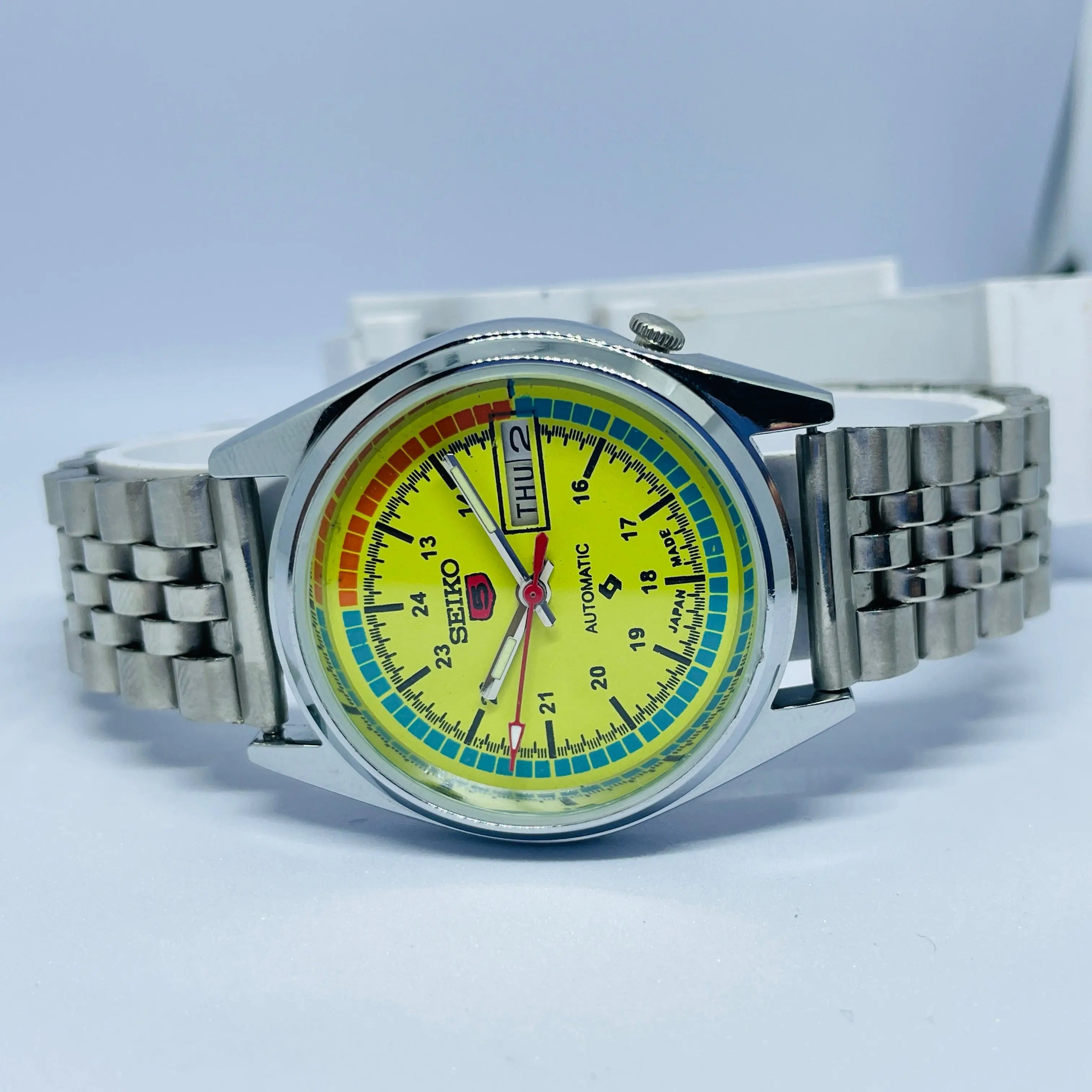 Seiko 5 Automatic Vintage Watch – Refurbished | Japan Made | Timeless Men’s Classic National Watches