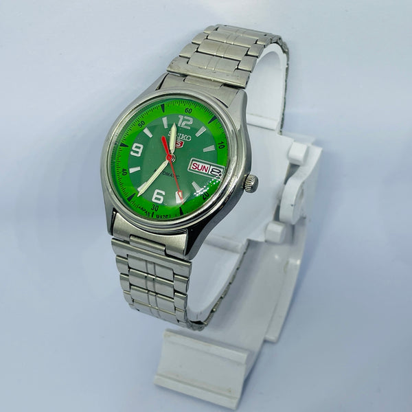Seiko 5 Automatic Vintage Watch – Refurbished | Japan Made | Timeless Men’s Classic