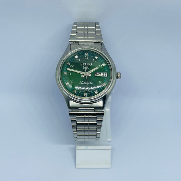 Seiko 5 Automatic Vintage Watch – Refurbished | Japan Made | Timeless Men’s Classic