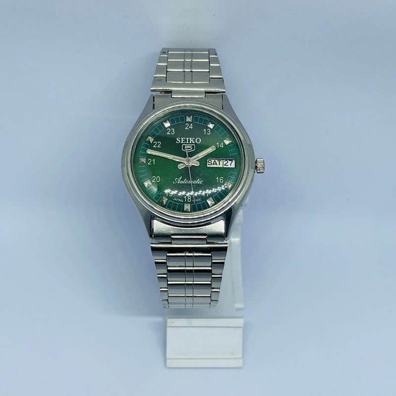 Seiko 5 Automatic Vintage Watch – Refurbished | Japan Made | Timeless Men’s Classic