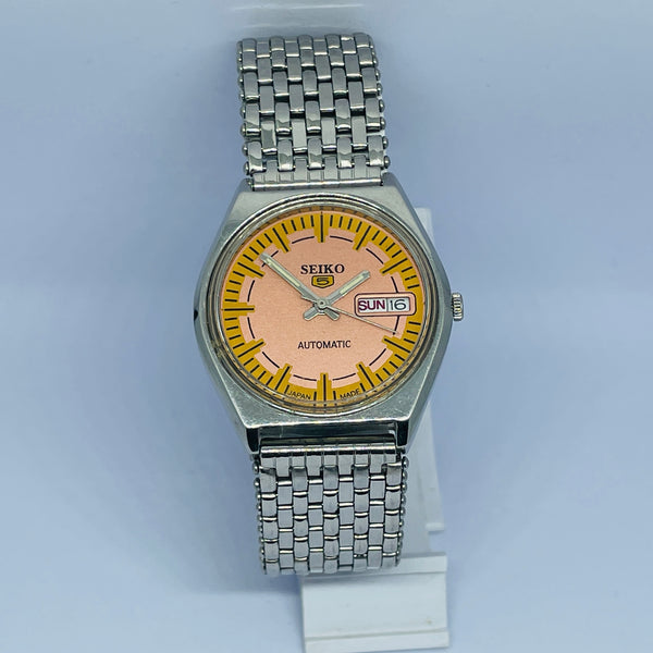 Seiko 5 Automatic Vintage Watch – Refurbished | Japan Made | Timeless Men’s Classic