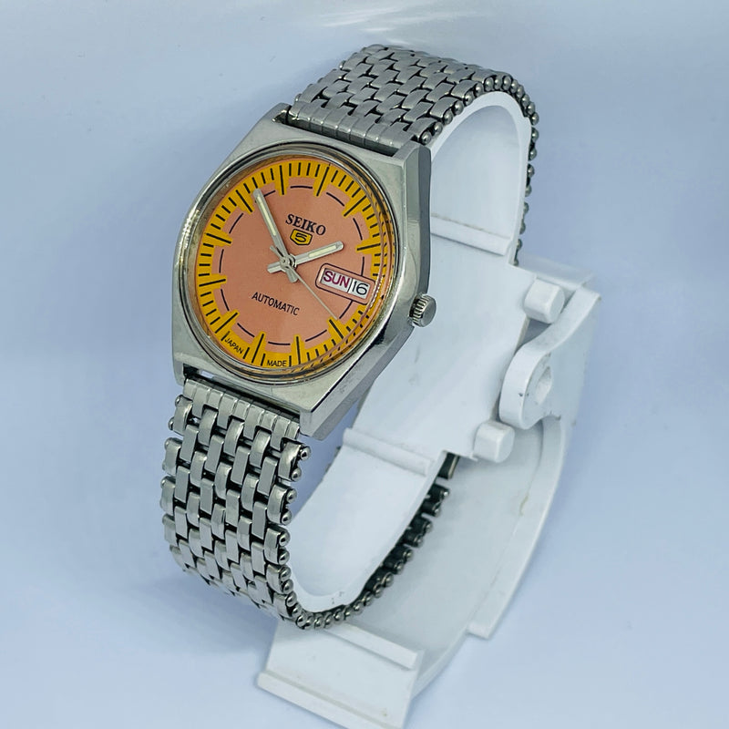 Seiko 5 Automatic Vintage Watch – Refurbished | Japan Made | Timeless Men’s Classic