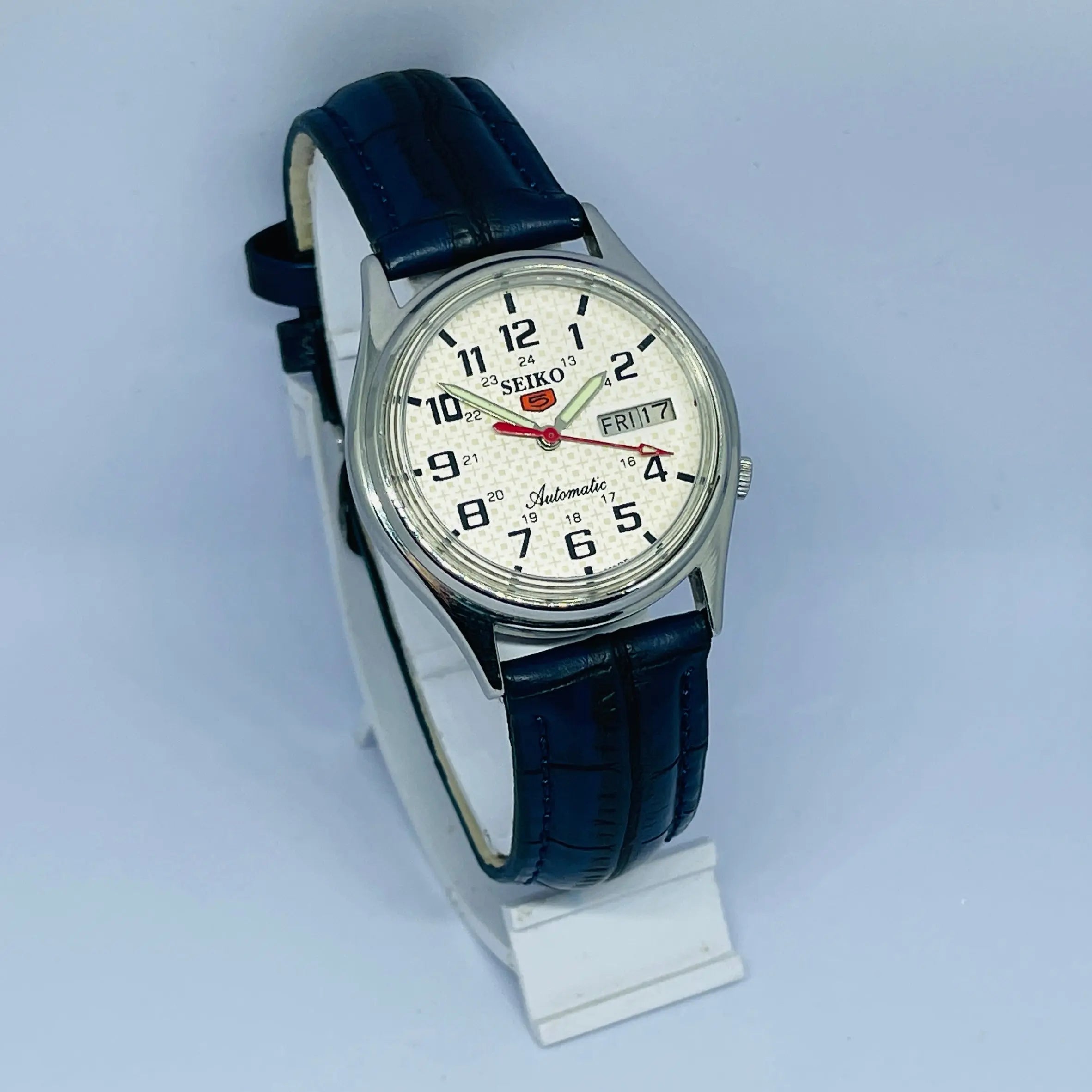 Seiko 5 Automatic Vintage Watch – Refurbished | Japan Made | Timeless Men’s Classic National Watches