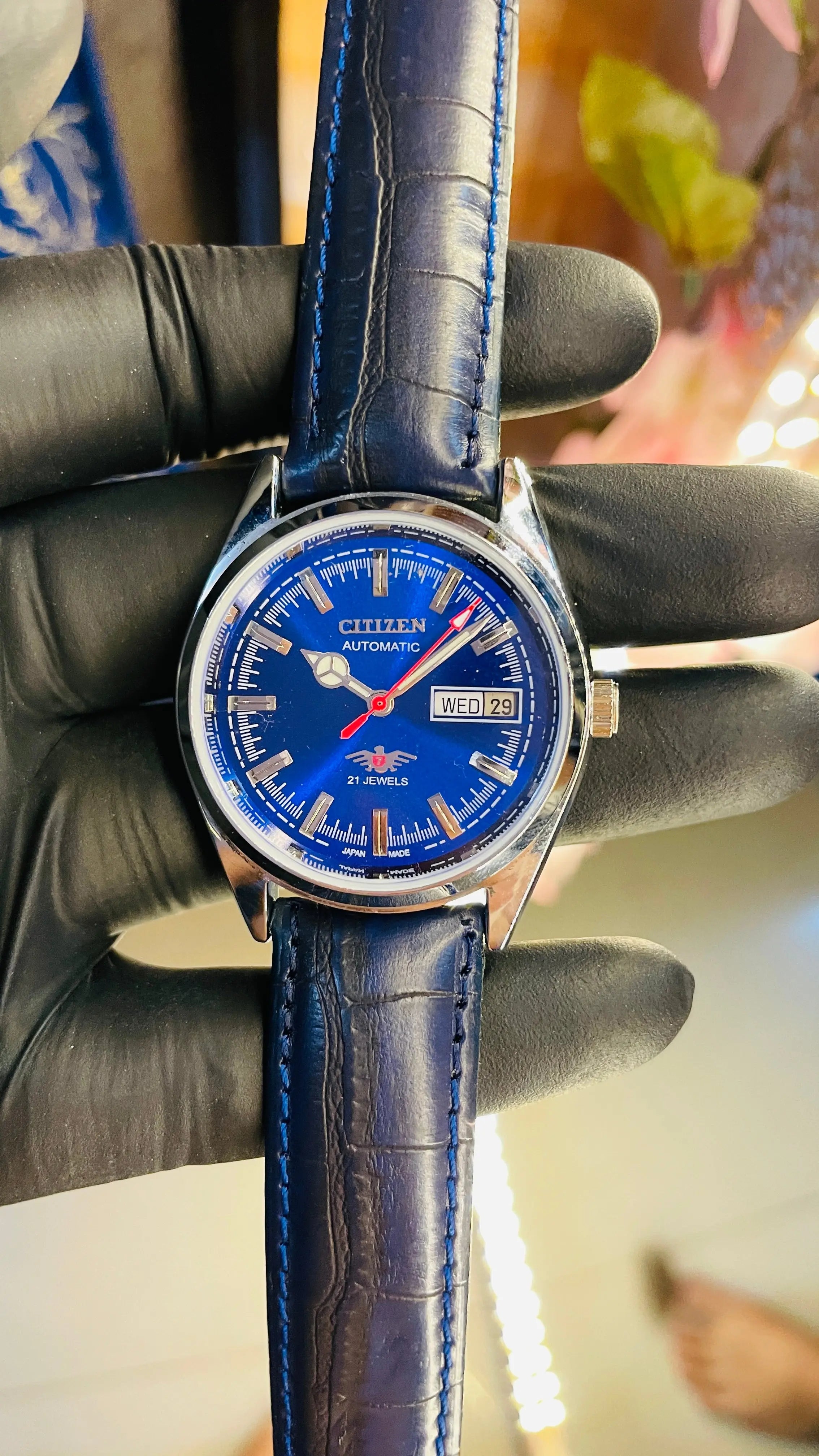 Citizen Automatic Vintage Watch – 8200 Movement | Refurbished Japan-Made Classic National Watches