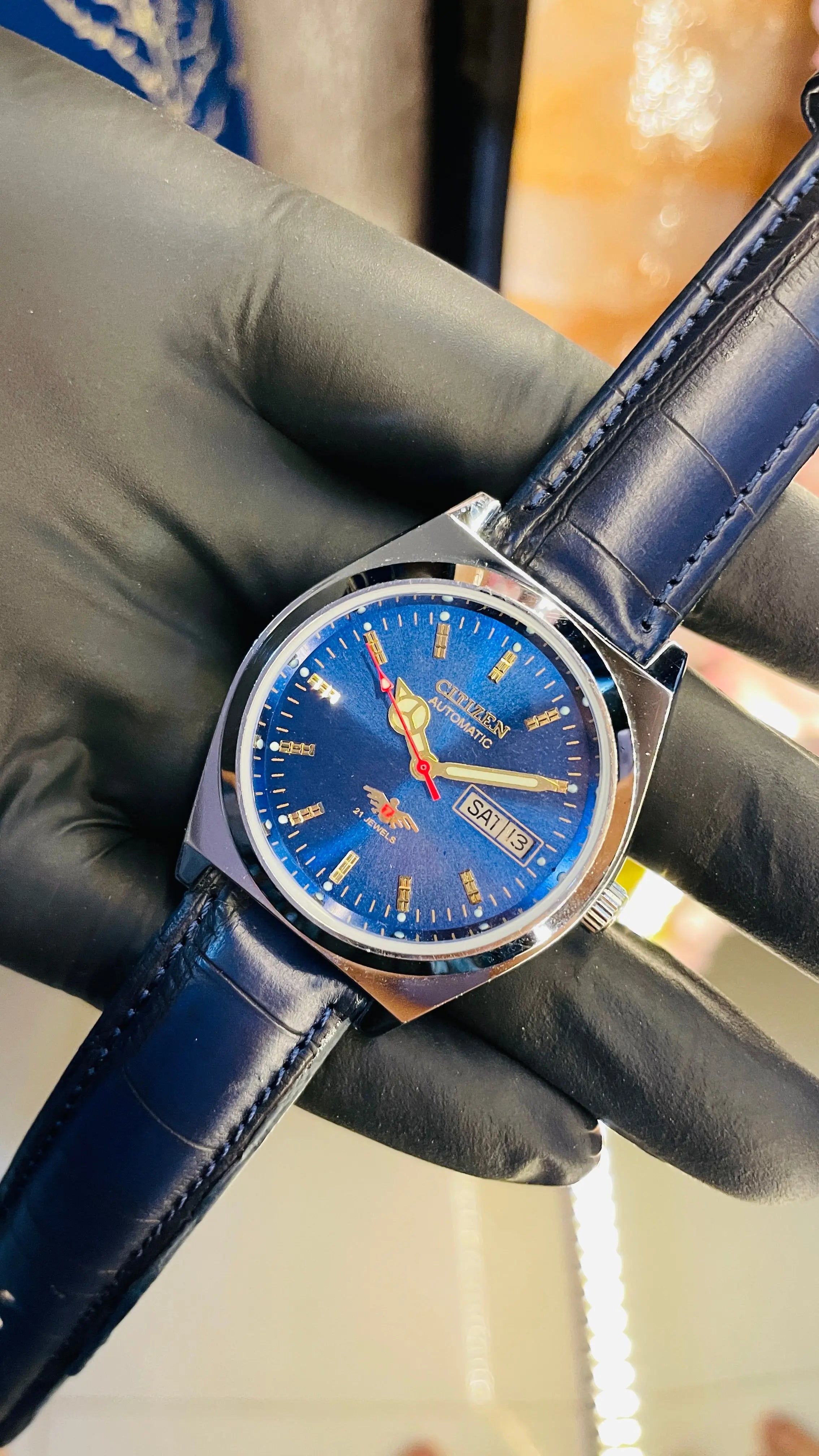 Citizen Automatic Vintage Watch – 8200 Movement | Refurbished Japan-Made Classic National Watches