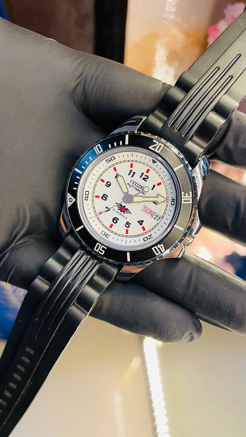 Citizen 8200 Sports Automatic Watch – Vintage Refurbished | Japan-Made Men’s Classic