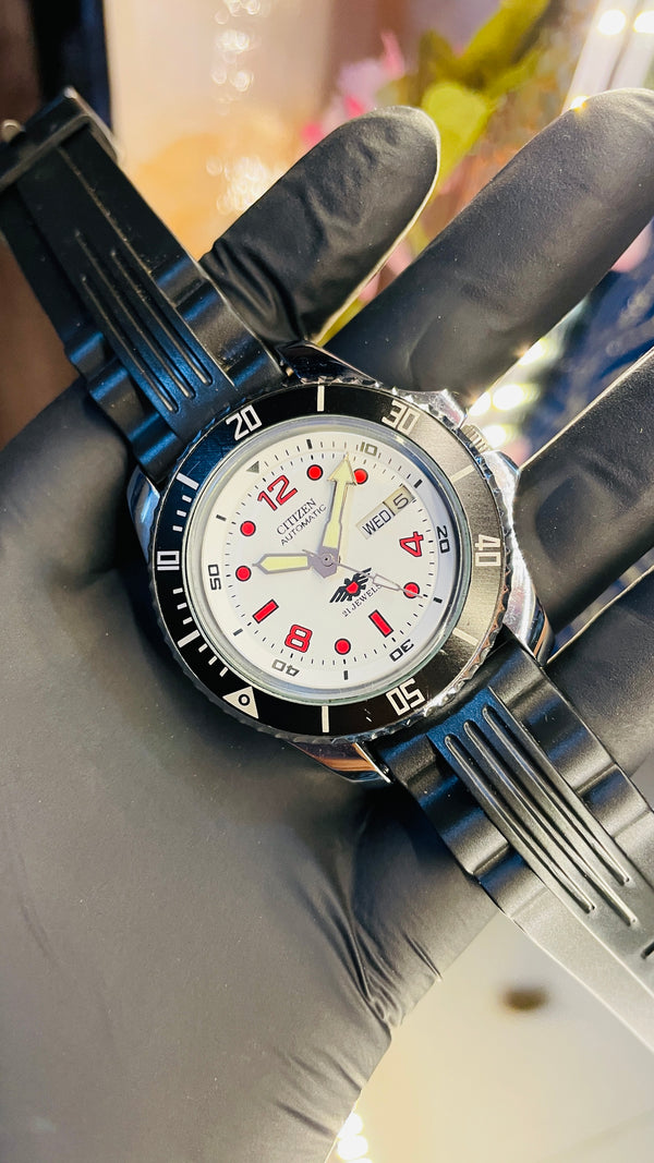 Citizen 8200 Sports Automatic Watch – Vintage Refurbished | Japan-Made Men’s Classic