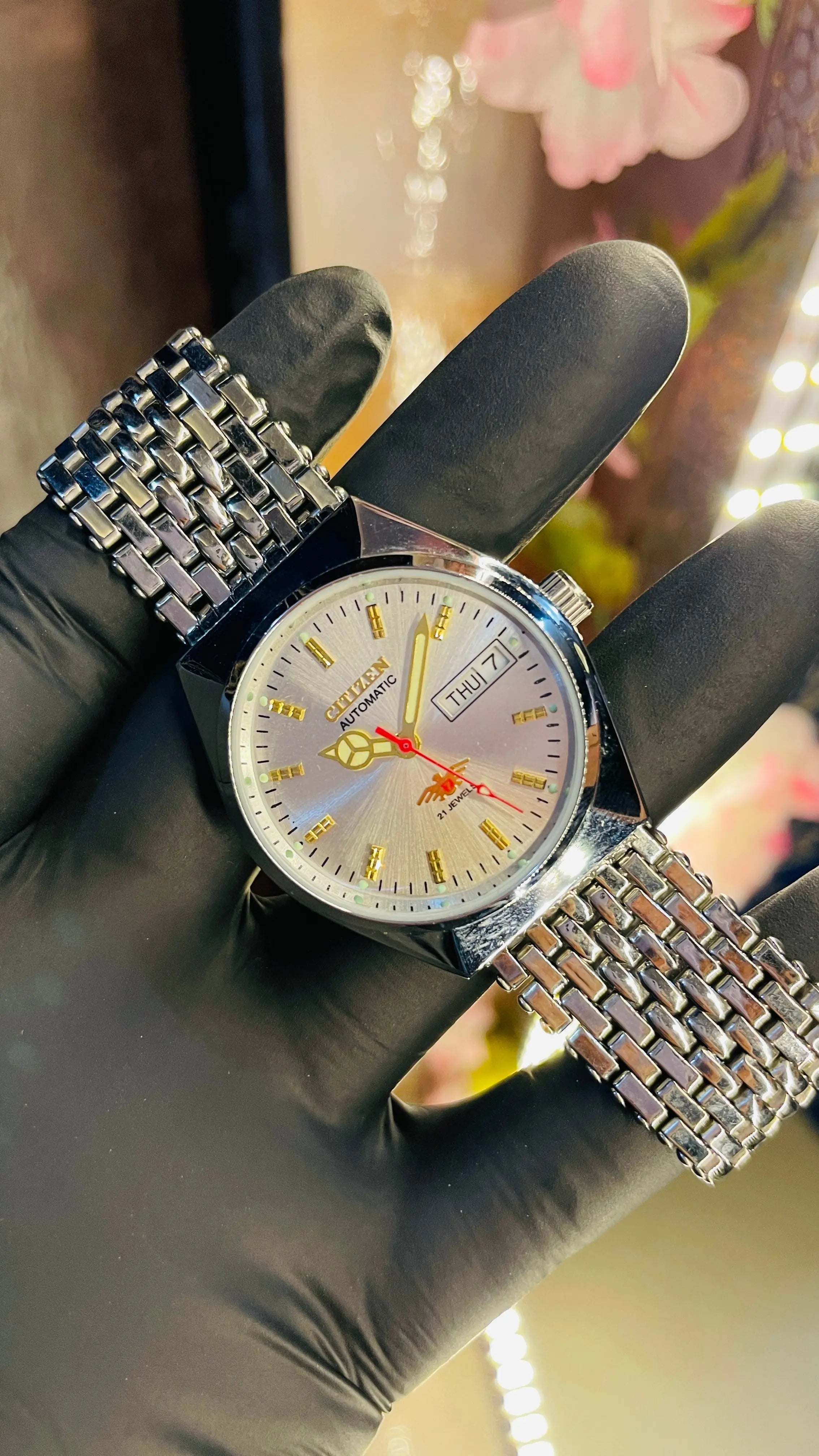 Citizen Automatic Vintage Watch – 8200 Movement | Refurbished Japan-Made Classic National Watches