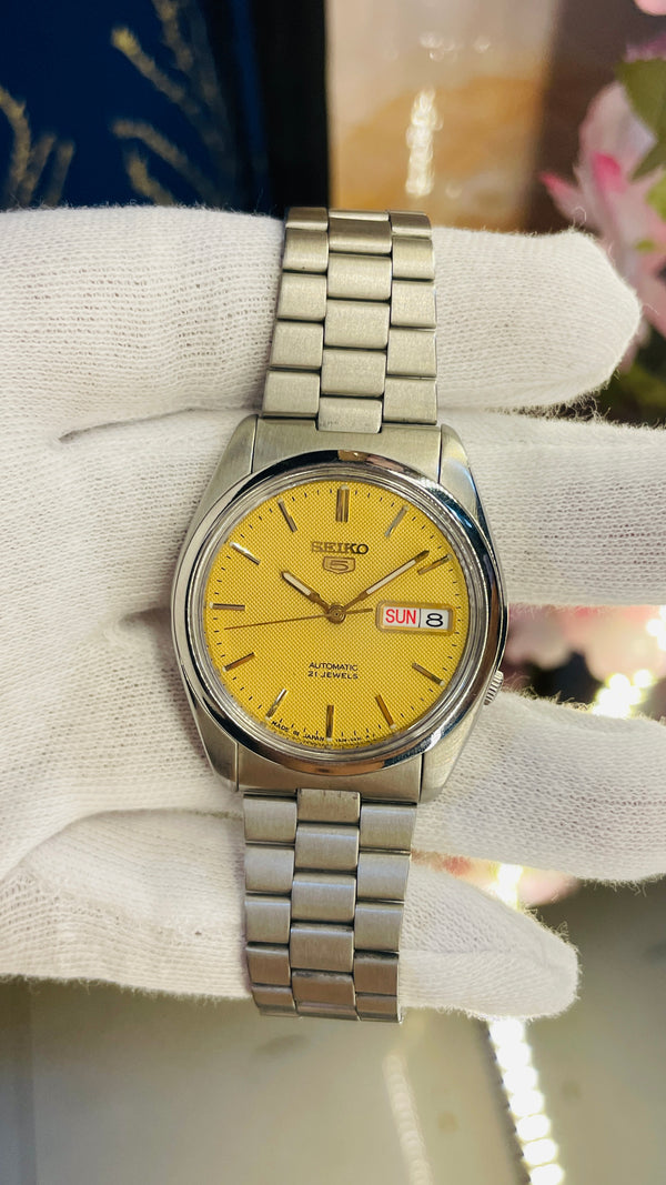 (Super Rare) 1983 Seiko 5 Automatic 7S26 Vintage Watch (Pre Owned)