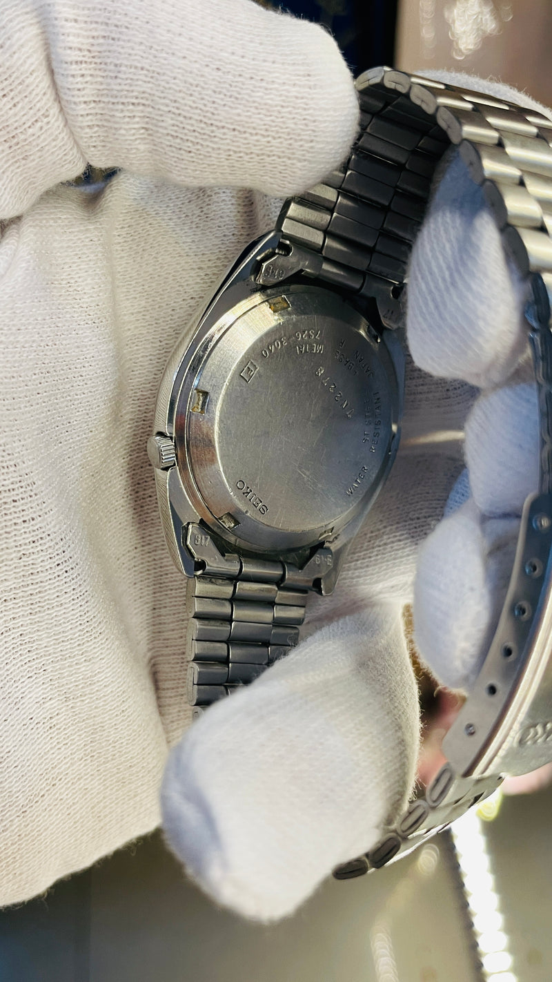 (Super Rare) 1983 Seiko 5 Automatic 7S26 Vintage Watch (Pre Owned)