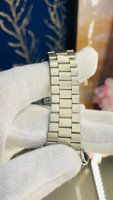 (Super Rare) 1983 Seiko 5 Automatic 7S26 Vintage Watch (Pre Owned)