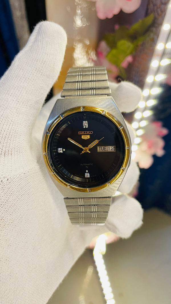 (Super Rare) 1983 Seiko 5 Automatic 7009 Vintage Watch (Pre Owned