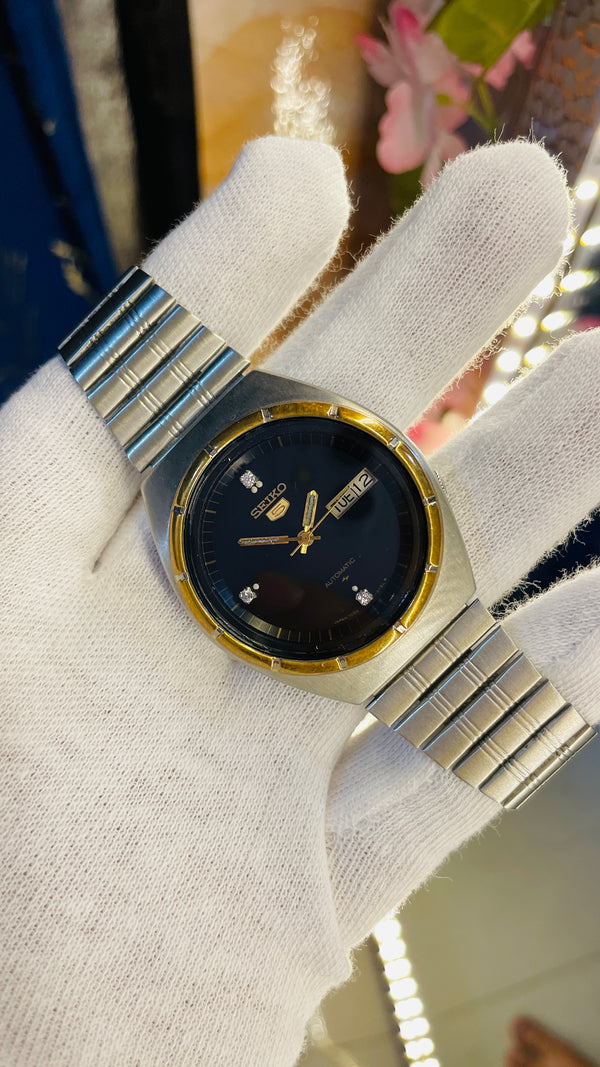 (Super Rare) 1983 Seiko 5 Automatic 7009 Vintage Watch (Pre Owned