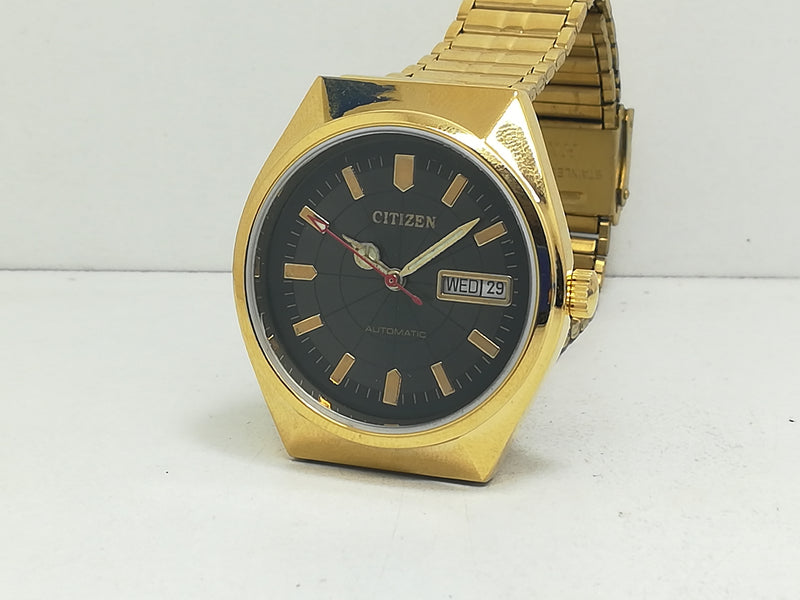Citizen Automatic 8200 Movement stainless steel Japan Made 21 Jewels Men s Wrist Watch