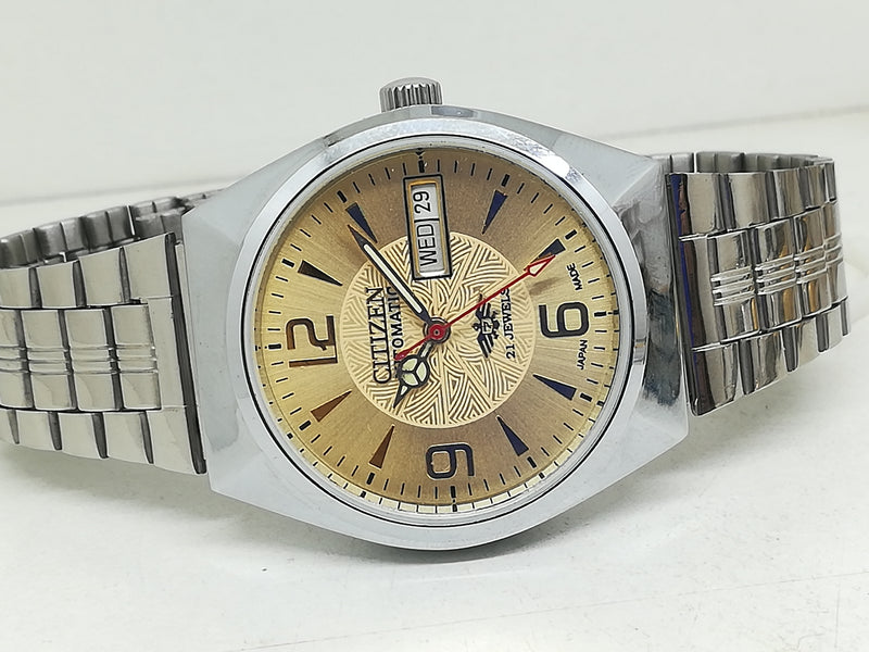 Citizen Automatic 8200 Movement stainless steel Japan Made 21 Jewels Men s Wrist Watch