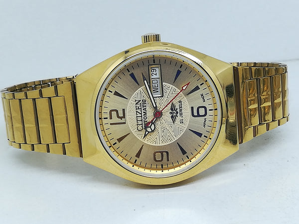 Citizen Automatic 8200 Movement stainless steel Japan Made 21 Jewels Men s Wrist Watch