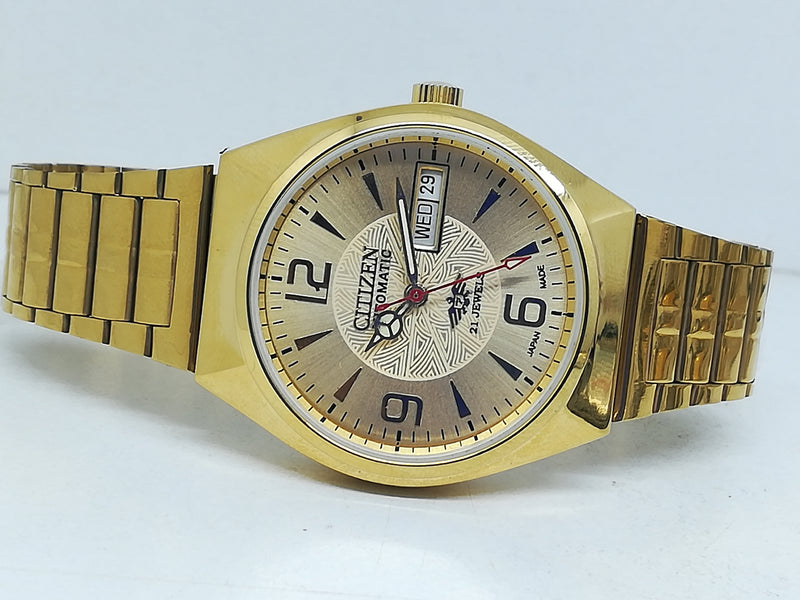 Citizen Automatic 8200 Movement stainless steel Japan Made 21 Jewels Men s Wrist Watch