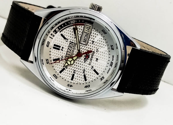 Citizen Automatic 8200 Movement stainless steel Japan Made 21 Jewels Men s Wrist Watch