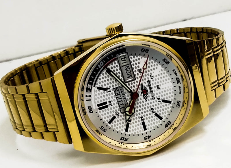 Citizen Automatic 8200 Movement stainless steel Japan Made 21 Jewels Men s Wrist Watch ₹ 3,008.21