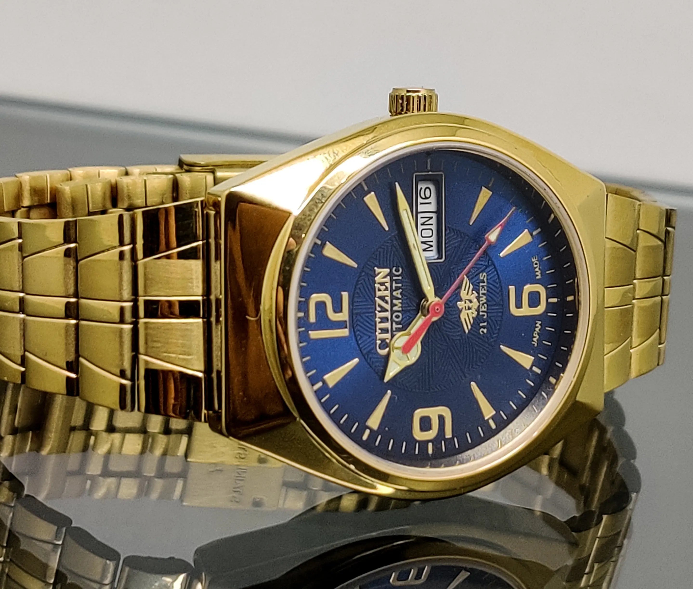CITIZEN AUTOMATIC 8200 MOVEMENT STAINLESS STEEL JAPAN MADE 21 JEWELS MEN S WRIST WATCH National Watches