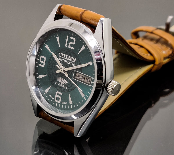 Citizen Automatic 8200 Movement stainless steel Japan Made 21 Jewels Men s Wrist Watch