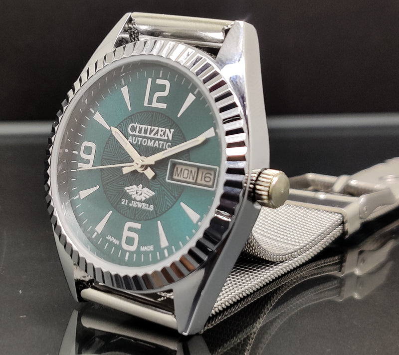 Citizen Automatic 8200 Movement stainless steel Japan Made 21 Jewels Men s Wrist Watch