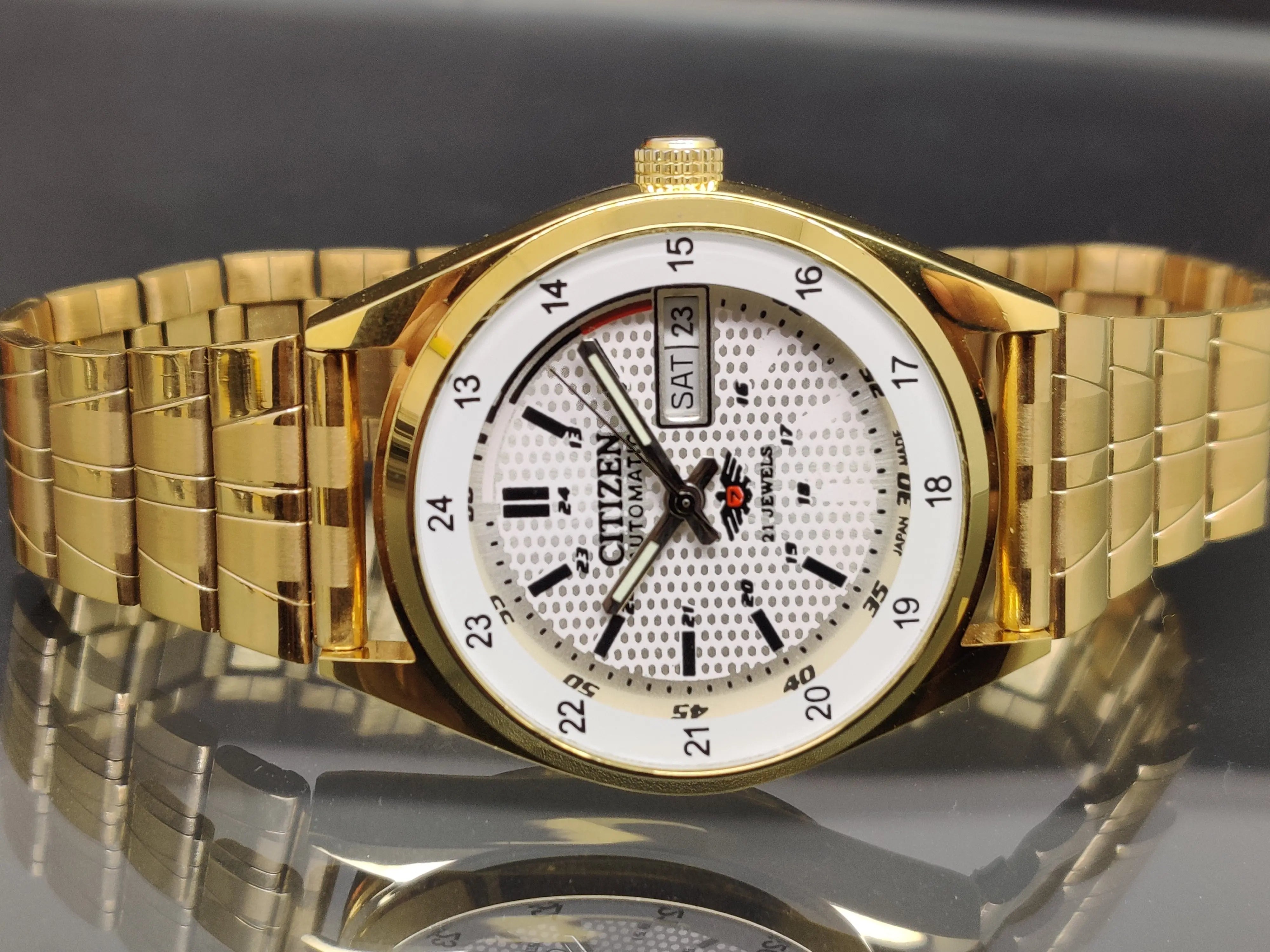 Citizen Automatic 8200 Movement stainless steel Japan Made 21 Jewels Men s Wrist Watch ₹ 3,008.21 National Watches