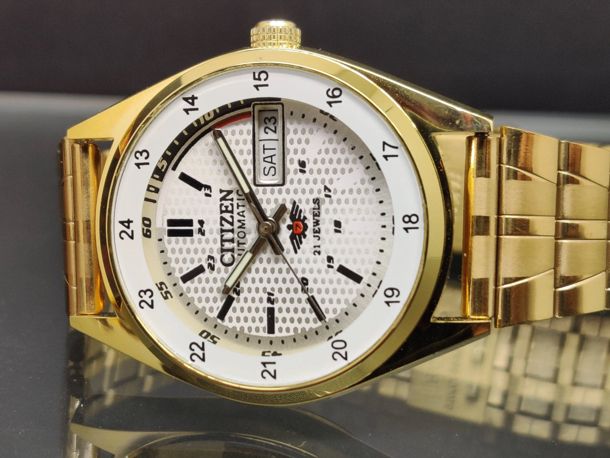 Citizen Automatic 8200 Movement stainless steel Japan Made 21 Jewels Men s Wrist Watch ₹ 3,008.21 National Watches