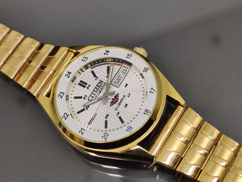Citizen Automatic 8200 Movement stainless steel Japan Made 21 Jewels Men s Wrist Watch ₹ 3,008.21