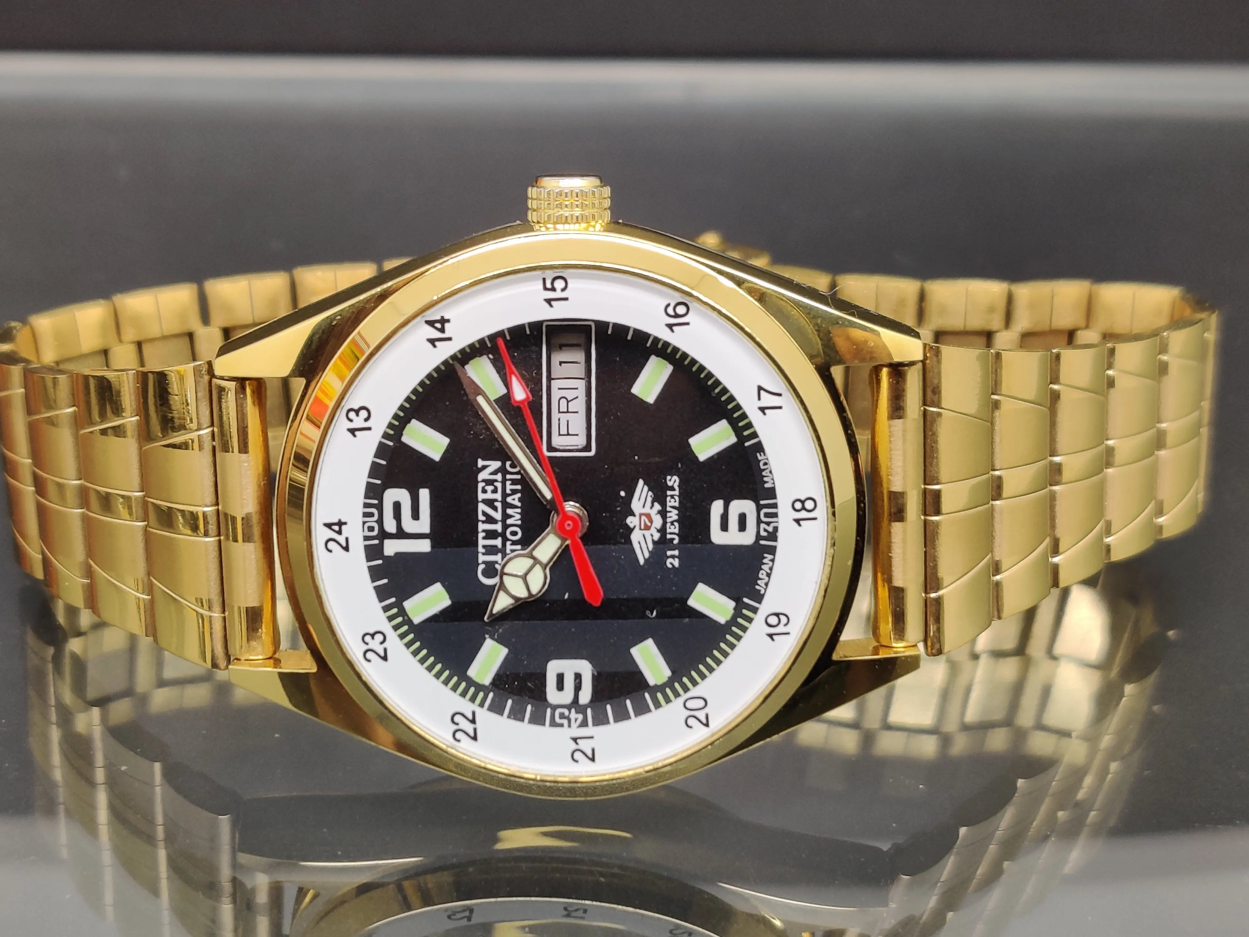 Citizen Automatic 8200 Movement stainless steel Japan Made 21 Jewels Men s Wrist Watch ₹ 3,008.21 National Watches