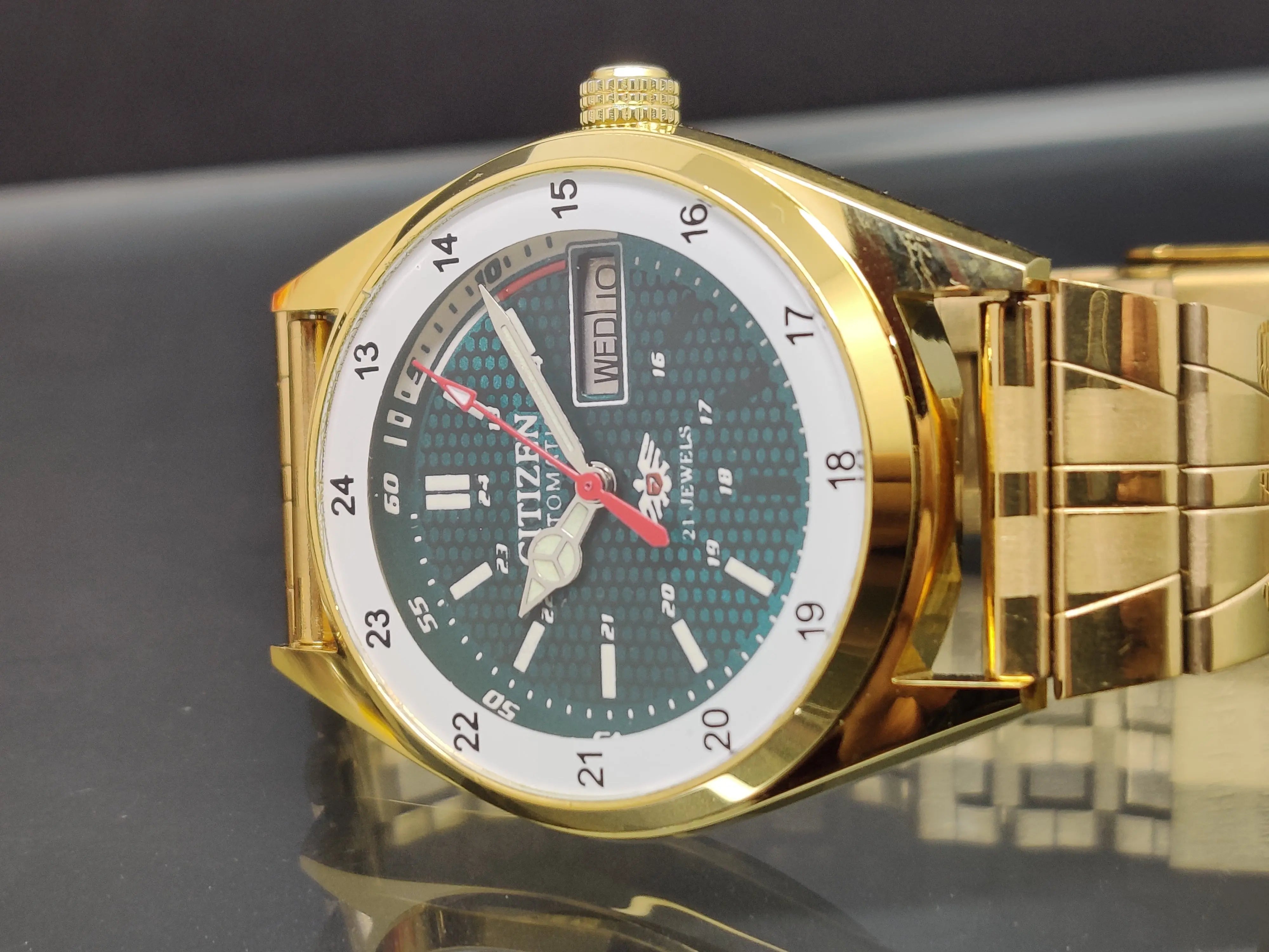 Citizen Automatic 8200 Movement stainless steel Japan Made 21 Jewels Men s Wrist Watch ₹ 3,008.21 National Watches
