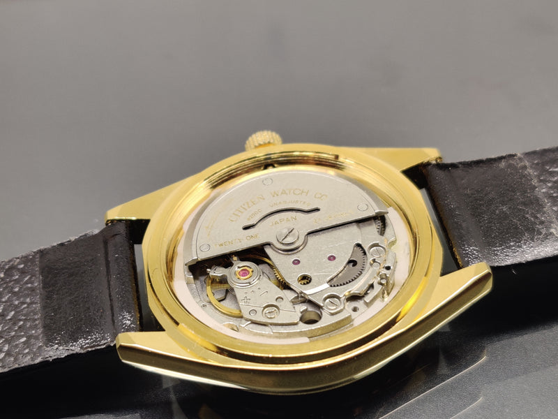 Citizen Automatic 8200 Movement stainless steel Japan Made 21 Jewels Men s Wrist Watch