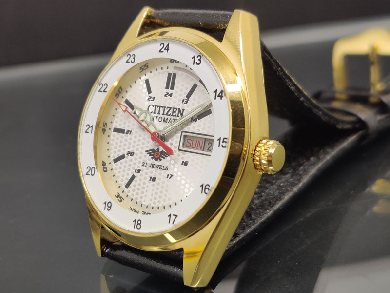 Citizen Automatic 8200 Movement stainless steel Japan Made 21 Jewels Men s Wrist Watch