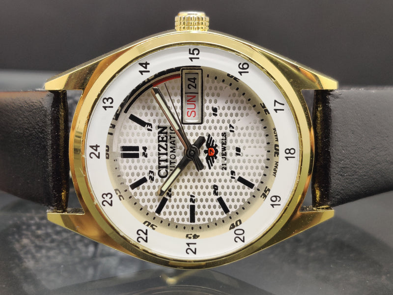 Citizen Automatic 8200 Movement stainless steel Japan Made 21 Jewels Men s Wrist Watch