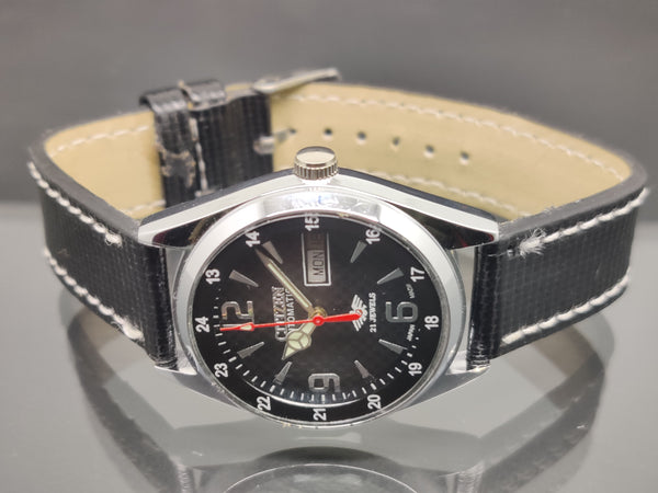 Citizen Automatic 8200 Movement stainless steel Japan Made 21 Jewels Men s Wrist Watch