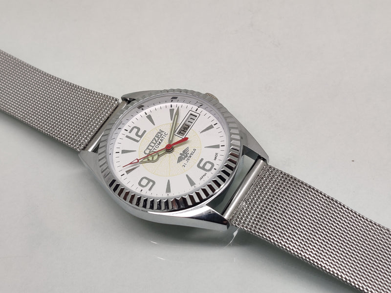 Citizen Automatic 8200 Movement stainless steel Japan Made 21 Jewels Men s Wrist Watch