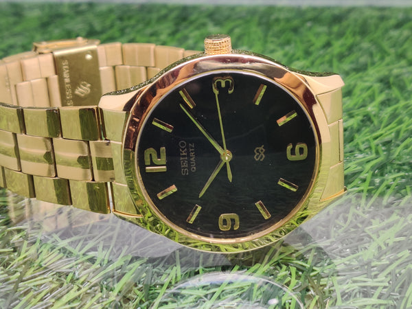 Seiko 5 Black Dial quartz Watch