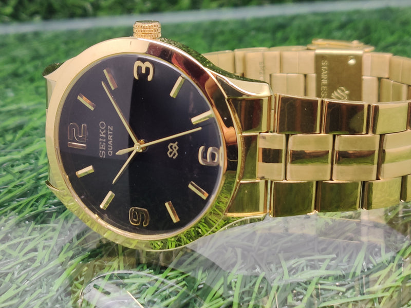 Seiko 5 Black Dial quartz Watch