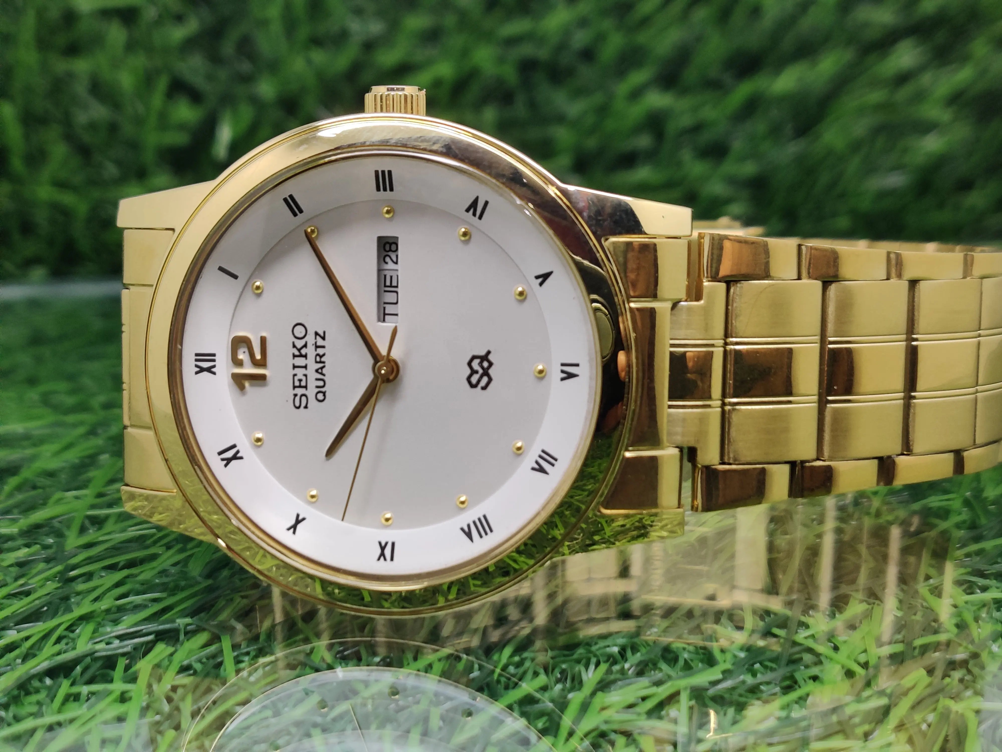 Seiko Silim Quartz Watch – Sleek, Durable & Stylish Timepiece for Men/Women - National Watches