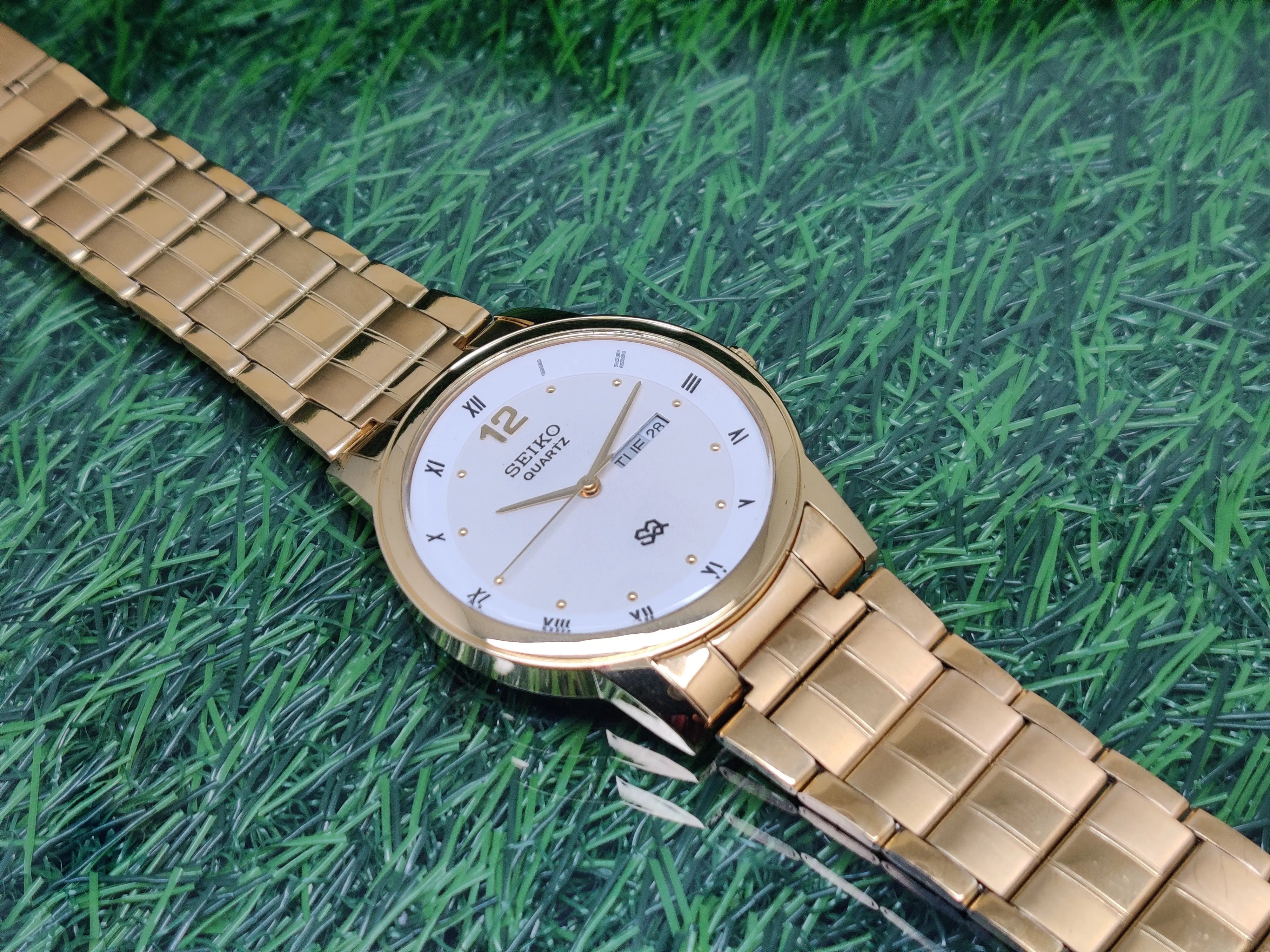 Seiko Silim Quartz Watch – Sleek, Durable & Stylish Timepiece for Men/Women - National Watches